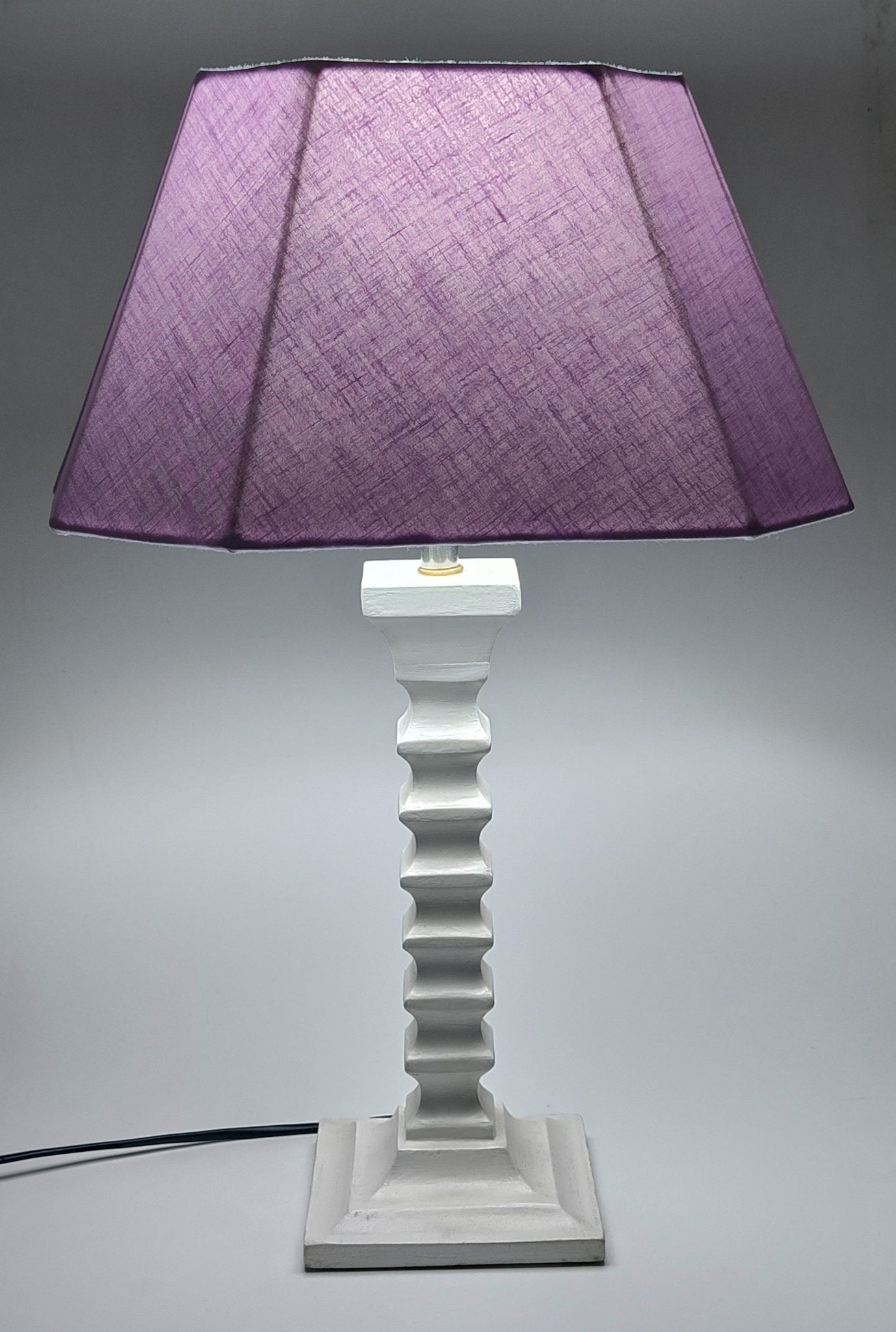 Lavy Table Lamp - Elegant Lavender Table Lamp with Wooden Base - Rhaa - 
